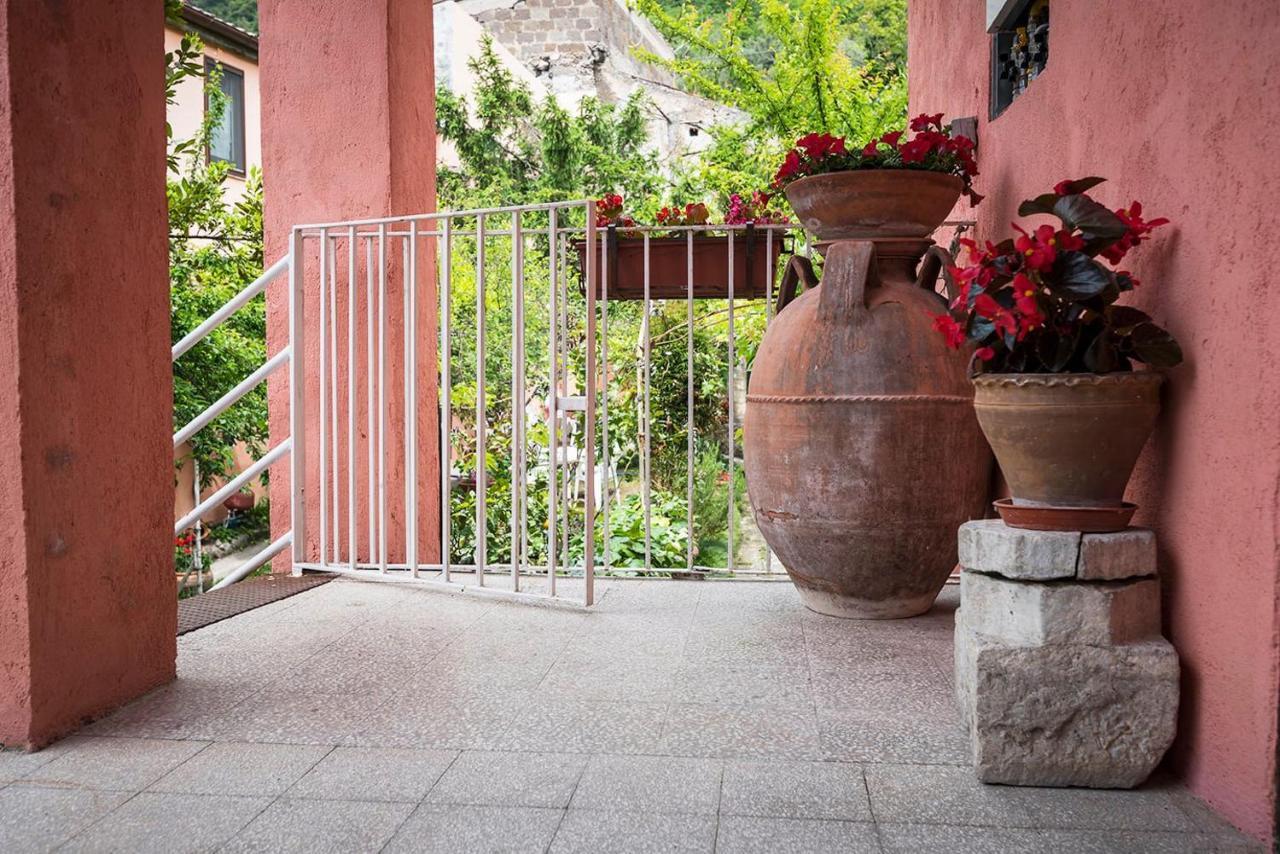 Borgo San Lorenzello エクステリア 写真